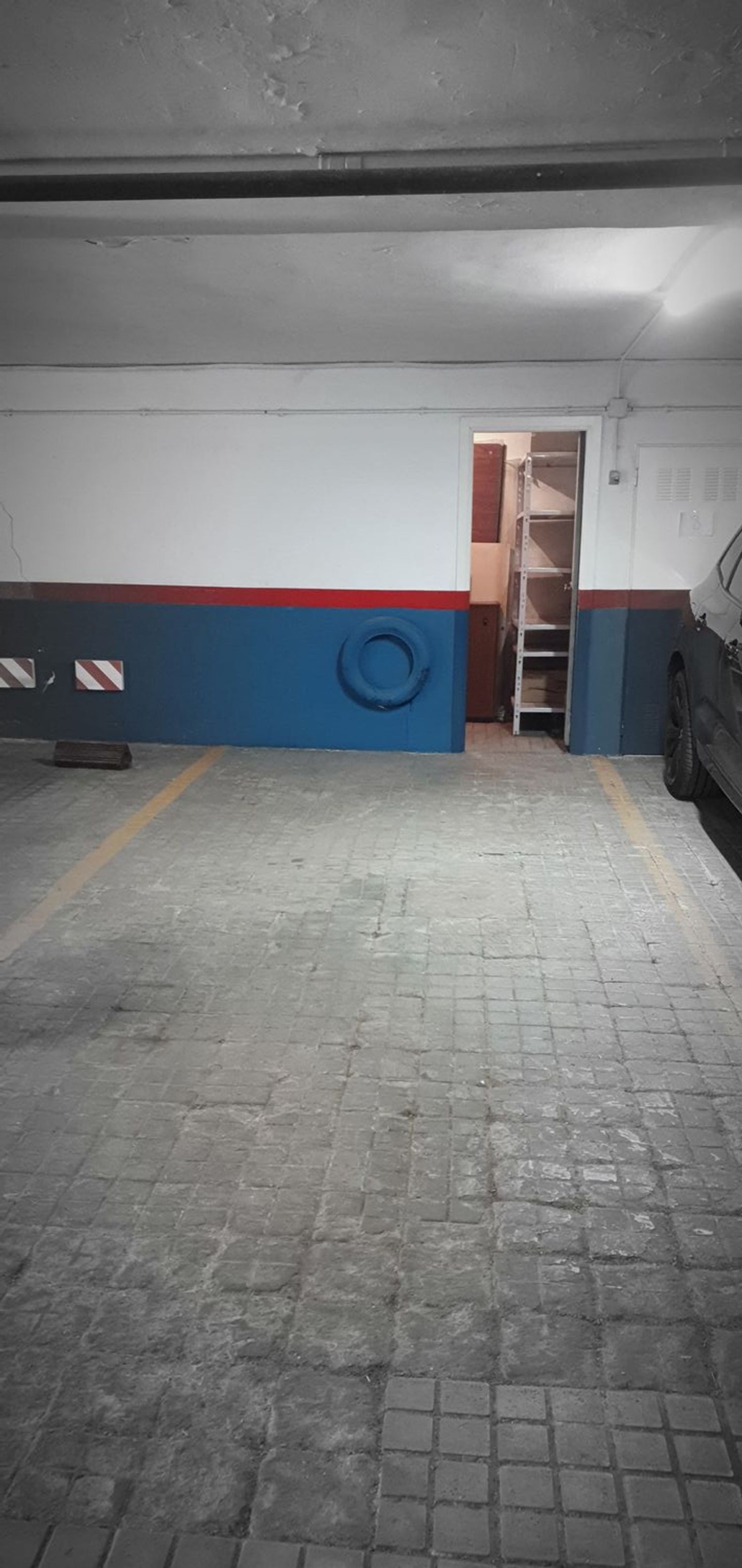 1423095305