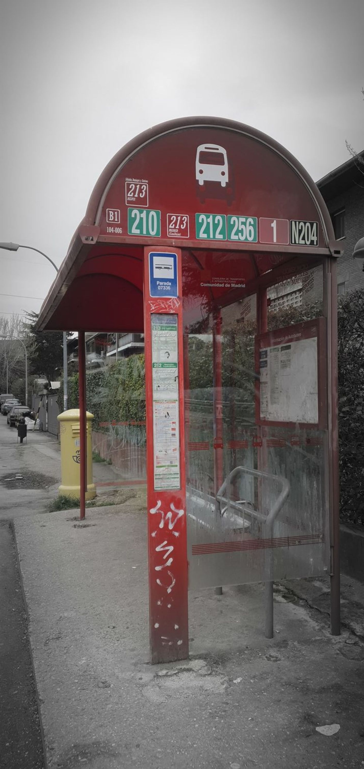 1423409453
